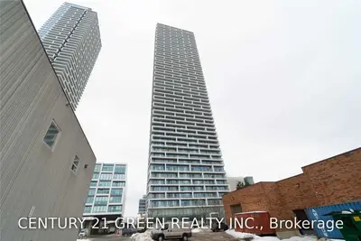 898 Portage Parkway 5211, Vaughan, ON L4K 0J6