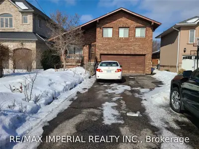58 Oak Avenue, Richmond Hill, On L4c 6r7