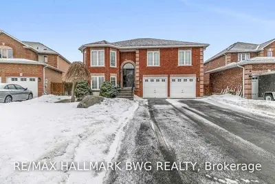 132 Fletcher Street, Bradford West Gwillimbury, ON L3Z 2Y9