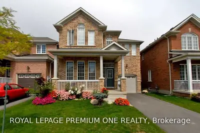 146 Alfred Smith Way, Newmarket, ON L3X 3C2