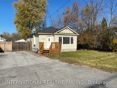 250 Woodycrest Avenue, Georgina, ON L4P 2W2