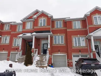 293 Fred Hagan Court, Newmarket, ON L3Y 8K6
