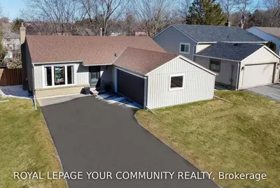 13 Red Mills Drive, East Gwillimbury, ON L9N 1B8