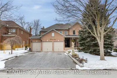 109 Luba Avenue, Richmond Hill, ON L4S 1G8