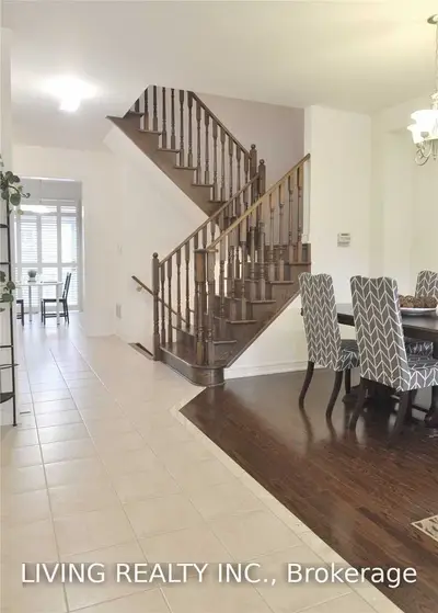 14 Hooverwood Court, Whitchurch-Stouffville, ON L4A 0S4