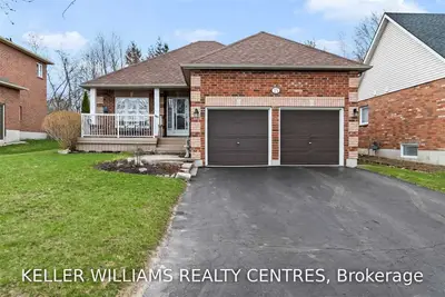 15 Highcastle Avenue, Georgina, ON L4P 4B4