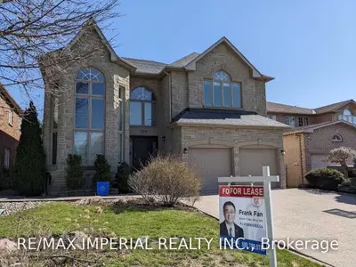 23A Mackay Drive, Richmond Hill, ON L4C 6N9