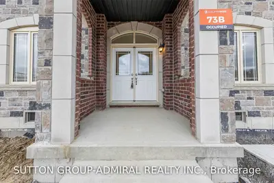 520 Seaview Heights, East Gwillimbury, ON L9N 0Y3