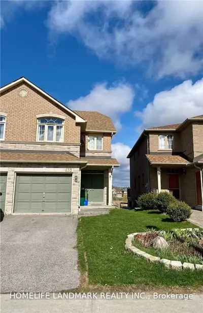 633 Walpole Crescent, Newmarket, ON L3X 2B6