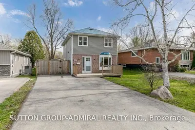 237 Bayview Avenue W, Georgina, ON L4P 2T4