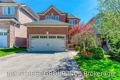 19 Abilene Court, Richmond Hill, ON L4C 0S5