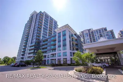 30 North Park Road 201, Vaughan, ON L4J 0G6