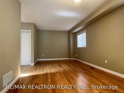 240 Austinpaul Drive, Newmarket, ON L3X 2C5