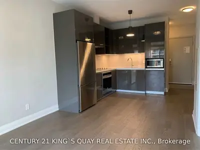 396 Highway 7 Road E 806, Richmond Hill, ON L4B 0G7