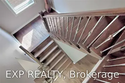 67 Donald Stewart Crescent S, East Gwillimbury, ON L0G 1M0