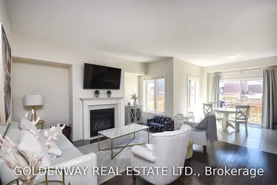 250 Sharon Creek Drive, East Gwillimbury, ON L9N 0P5