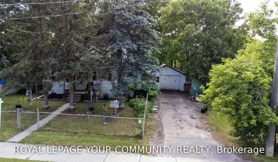 242 Muriel Street, Newmarket, ON L3Y 3N3
