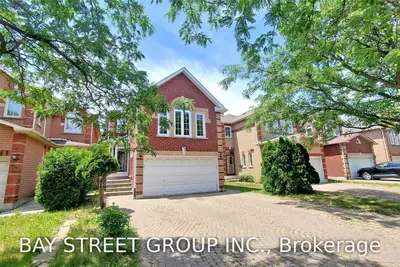 78 Fresno Court, Markham, ON L3R 0T7