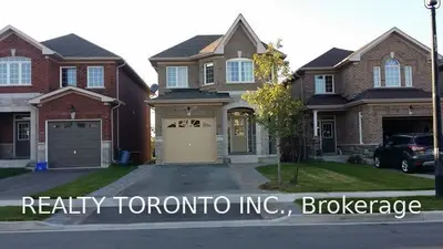 310 Rita's Avenue, Newmarket, ON L3X 2N2