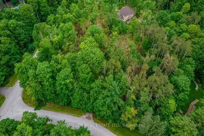 17 Hill Country Drive, Whitchurch-Stouffville, ON L4A 3T2