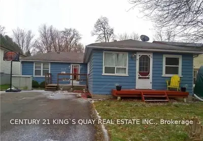 207 Royal Road, Georgina, ON L4P 2T6
