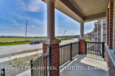 195 Jim Mortson Drive, East Gwillimbury, ON L0G 1R0