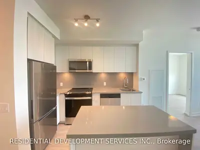 3 Rosewater Street 701W, Richmond Hill, ON L4C 5T6