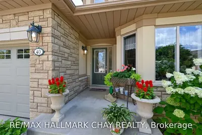 40 Tuscany Grande, New Tecumseth, ON L9R 0E2