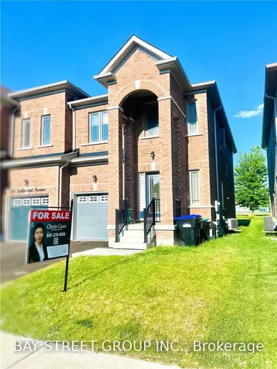 182 Sutherland Avenue, Bradford West Gwillimbury, ON L3Z 4H7