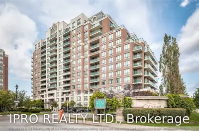 350 Red Maple Road 718, Richmond Hill, ON L4C 0T5