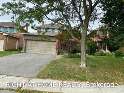 843 Firth Court, Newmarket, ON L3Y 8H6