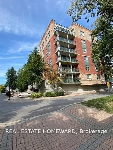 141 Woodbridge Avenue 207, Vaughan, ON L4L 9G6