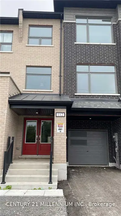 112 Kalinda Road, Newmarket, ON L3X 0M7