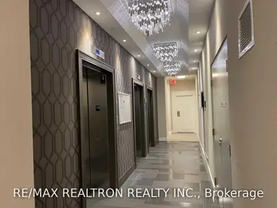 9205 Yonge Street 1804, Richmond Hill, ON L4C 6Z2