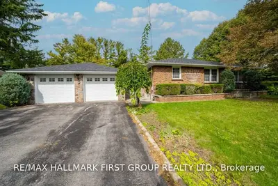 44 Princess Street, East Gwillimbury, On L0g 1m0