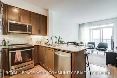 65 Oneida Crescent 1407, Richmond Hill, ON L4B 0B1