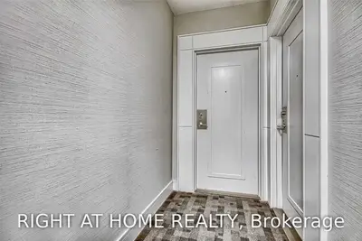 9205 Yonge Street 507, Richmond Hill, ON L4C 1V5
