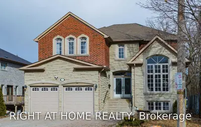 5A Pearson Avenue, Richmond Hill, ON L4C 7L6