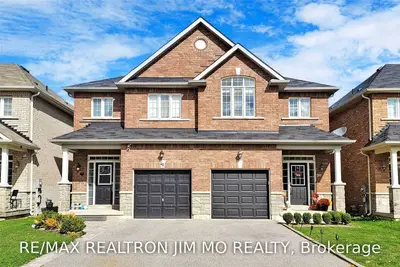 38 Donald Stewart Crescent, East Gwillimbury, ON L0G 1M0
