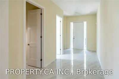 32 Betty May Crescent, East Gwillimbury, ON L0G 1R0