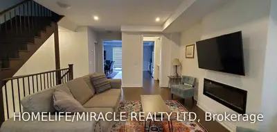 206 Vermont Avenue, Newmarket, ON L3X 0M7