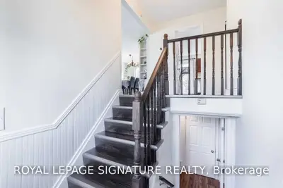 1000 Wildwood Drive, Newmarket, ON L3Y 2B5