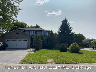 39 Camrose Drive S, Georgina, ON L4P 3L6