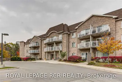 32 Church Street 311, King, ON L0G 1T0