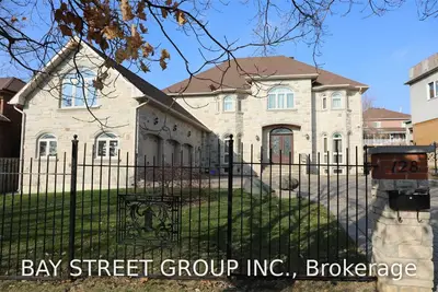 128 Garden Avenue, Richmond Hill, ON L4C 6M1