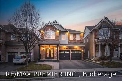 50 Ford Wilson Boulevard, Newmarket, ON L3X 3G8