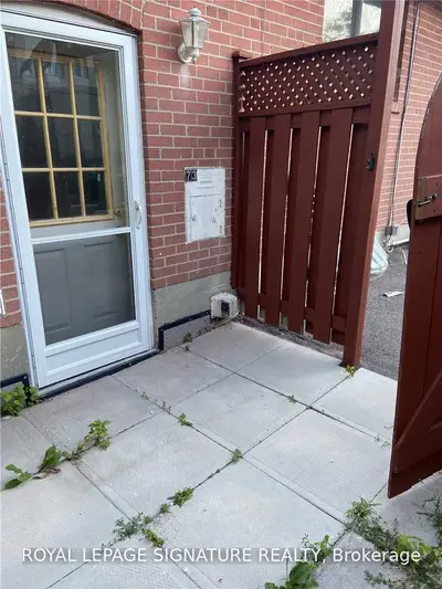 73 Harrisson Drive Bsmt, Newmarket, ON L3Y 4P2