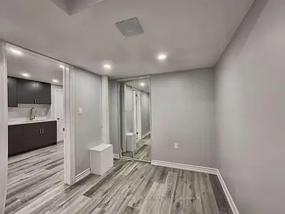 130 Orr Drive Drive Basemen, Bradford West Gwillimbury, ON L3Z 0S2
