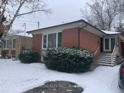 218 Altamira Road, Richmond Hill, ON L4C 4E1