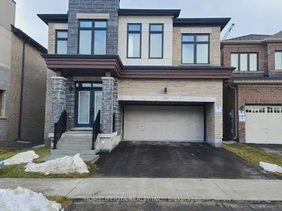 38 Suttonrail Way, Whitchurch-Stouffville, ON L4A 4X5